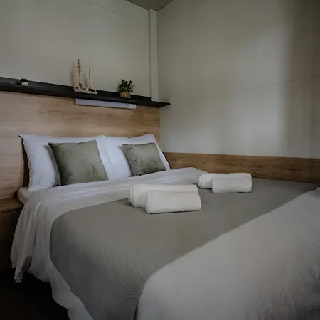 Charta Mobile Larus Camping *