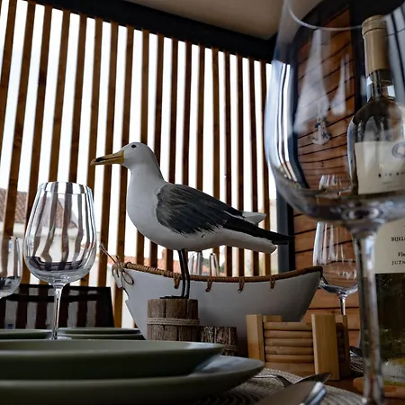 Innova Travelvir - Mobhome Larus *